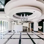Apartament Ans Hanza Tower No 410 - Swimming Pool, Sauna, Jacuzzi, Viewing Terrace *
