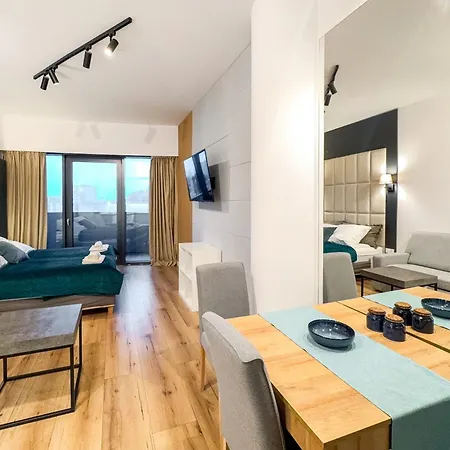 Ans Hanza Tower No 410 - Swimming Pool, Sauna, Jacuzzi, Viewing Terrace שצ'צ'ין