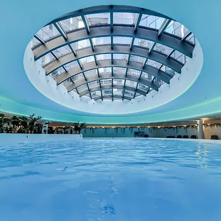 Apartament Ans Hanza Tower No 410 - Swimming Pool, Sauna, Jacuzzi, Viewing Terrace