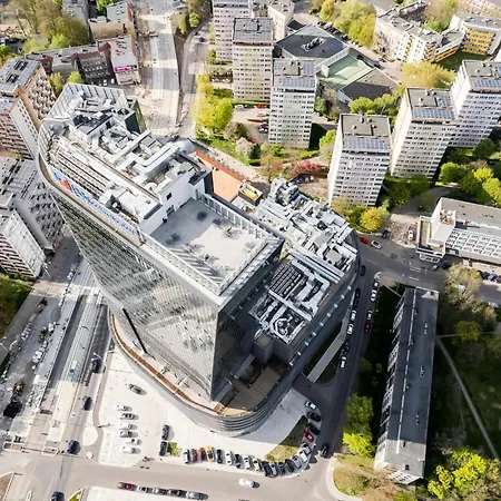 Ans Hanza Tower No 410 - Swimming Pool, Sauna, Jacuzzi, Viewing Terrace דירה