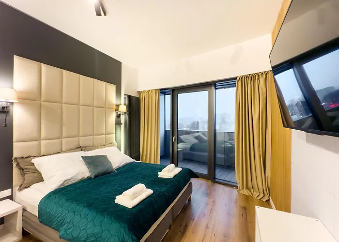 Apartamento Ans Hanza Tower No 410 - Swimming Pool, Sauna, Jacuzzi, Viewing Terrace